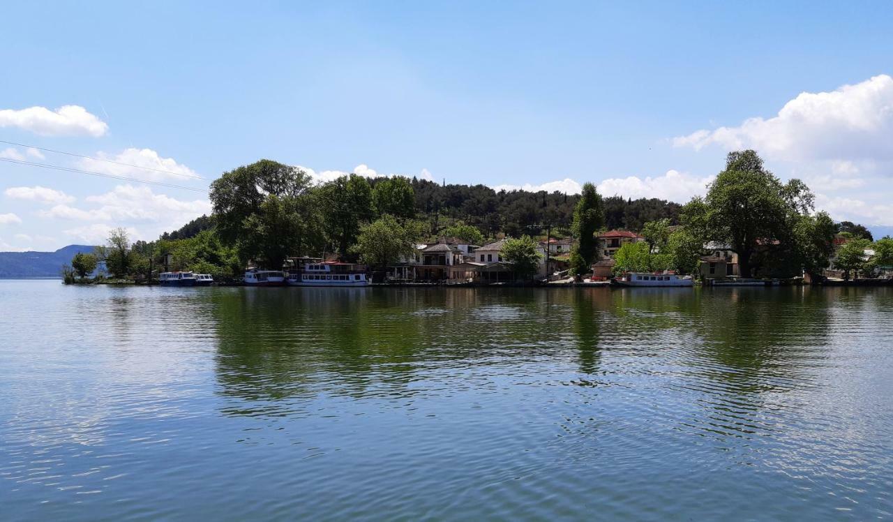 Little Island Resort Nisos Ioanninon Exterior foto